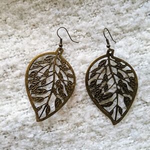 Intricate Leaf Metal Earrings
